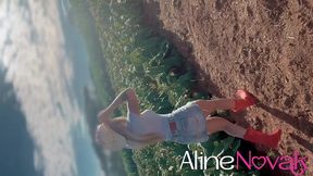 loira gostosa foi ver a plantacao de milho e ganhou sabugo na boca e de quatro! (video completo)