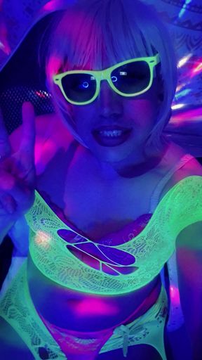 I've come to the conclusion my luscious long legs belong in nylon tights. They look even sexier when I put my little black skirt