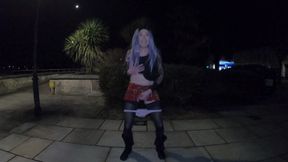 Chilly midnight wank