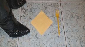 Dinner for SLAVE 1 Fried Chicken CRUSH WMV