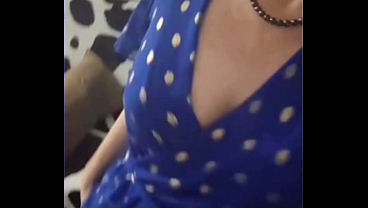 Compilation d'_une milf salope qui aine recevoir des bites plein la chatte et le cul