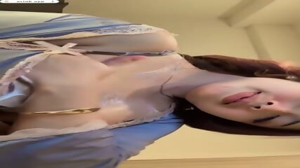 Cute asian masturbating sexy