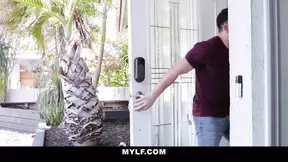 Submissive pizza delivery girl gets dominated