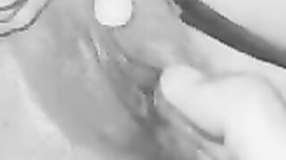 The first Time he Put that many Fingered into  I Love Gigantic Hands into Me.