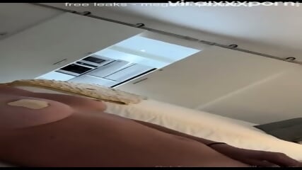 Camilla Araujo Teases her Brasil Booty in Nude Play Video