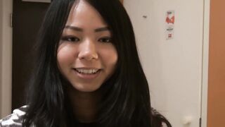 oriental Teenage Women enjoy the bbc and got a Big facial