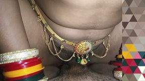 Radha Bhabhi Devar Ke Lad Ke Hand Se Pani Nikti, Desi Sexy Video, Sexy Video, Sex Video