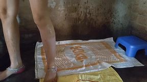bhabhi taking a bath nade with her husband in the bathroom