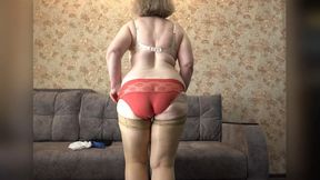 Old big ass&#x1F351; shakes in new panties, busty milf tries on lingerie, PAWG