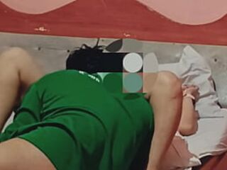 Pregnant Asian women sex in hotel.