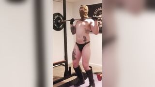 fondle the arse for nicer reps