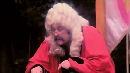 Alice In Wonderland: An X   Rated Musical Fantasy (1976)