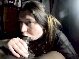 Large throat amazon showing me what that throat doooo