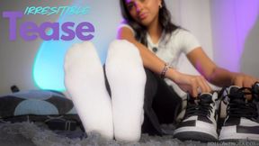 IRRESITIBLE FOOT TEASE - MISTRESS ENOLA - JOI - JORDANS , WHITE SOCKS AND BAREFEET 4K