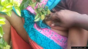 Village Bhabi Show Her Boobs and Pussy to Her Boyfriend