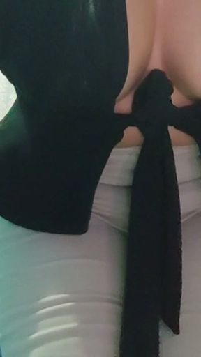 MY STEPMOM RECORDING HER PISSING FOR HER LOVER AND SENDS HIM A VIDEO   Clip 1