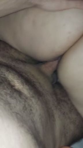 مصري ينيك كولومبيه لاتينية طيزها كبير و ترقص فوق زبه  في فندق بشرم الشيخ