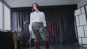 Ultrabeautiful Ridingmistress (FULL HD) – Sarah H