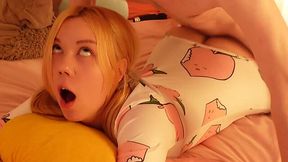 Stepdaughter is addicted to anal smash with her lustful stepdad