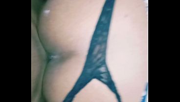 Novinho fez o cuzinho da Wanessinha de Buceta