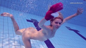 Elena Proklova shows how hot can one be alone in the pool