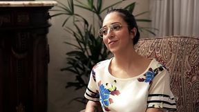 TIVE QUE AJUDAR MEU PACIENTE COM SEU ENORME PAU, J&Aacute_ QUE N&Atilde_O CABIA NA BOCA DE NINGU&Eacute_M - LIS DEL CASTILHO