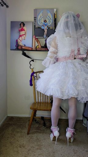 Sissy Bride Playing with Lots of Dildos