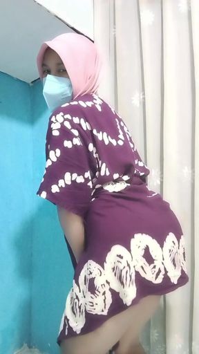 I'm Looking for a Big Cock to Fuck Me as Much as I Can.