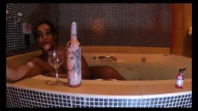 o safado do barba ficou uma noite comigo, foi so tesao enquanto ele metia gostoso em mim