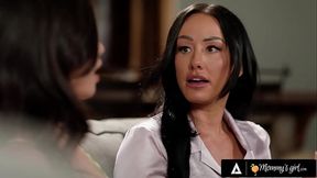 MOMMY'_S GIRL - Naughty Scarlett Alexis Teaches Clueless Stepmom Jennifer White How To Use A Strap-On