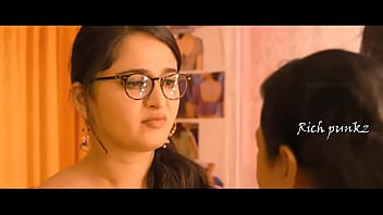 Anushka shetty blouse removed by tailor HD