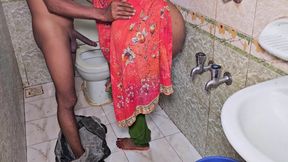 The Desi Bhabhi From Indies Served up the Nectar of Her Pussy