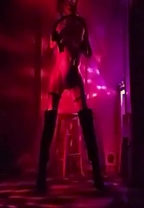 Another horny moment ...