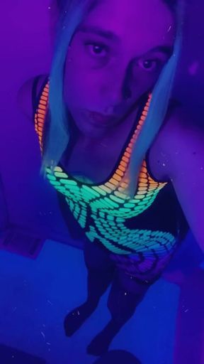 Party girl wants to play