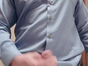 En el baño de la escuela