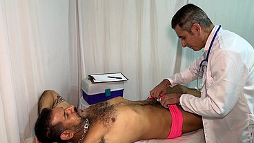 CONSULTA MÉDICA TERMINA EM FUDEÇÃO ENTRE DOUTOR E PACIENTE