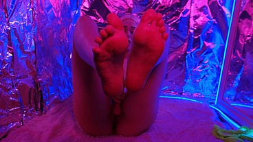 oil on the body, masturbation and orgasm oil fetish