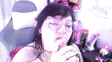 ASMR blowjob with squirt and moaning while fingering her curvy elf pussy