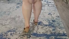 Naked BBW in Wedges