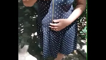 casual display of rear end