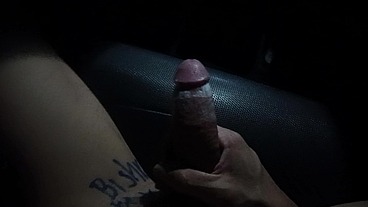 masturbandome en el carro del uber