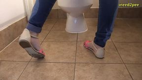 lizzy lamb pissing her tight jeans omorashi wetting