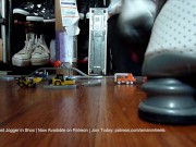 amaninheels | Giant Crossdresser | Giant Jogger in Shox (teaser)