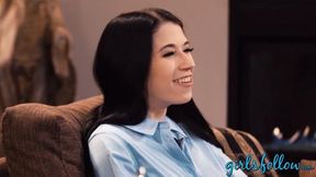 Alix Lynx seduces girlfriend leading to wet scissoring