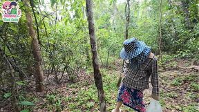 Thai petite ones get lost and have wild sex in the forest
