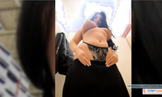 Watch this amateur MILF masturbate live while she earns it with a toy