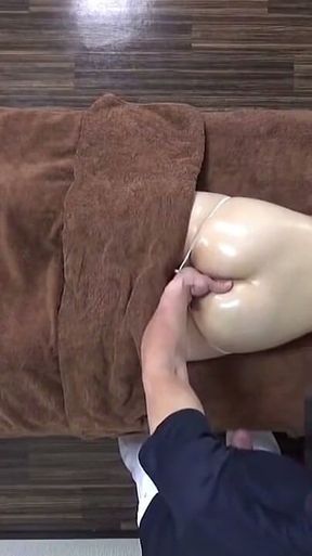 Uncensored Creampie - Charming Beauty with a Tiny Face and Perfect Waist Requests Extra Oil - 1