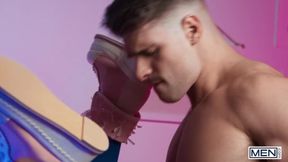 GUYS - Axelle Rose Gets His Lean Culo Porked By Hairy Man Malik Delgaty And Gets His Spunk All Over Him