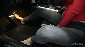 MISTRESS GAIA - FEET DESTROY CAR - HD