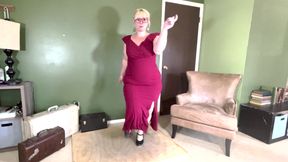 BBW Striptease Dancing and Jiggling Her Fat Body Showing off Her Curves and Talking Dirty